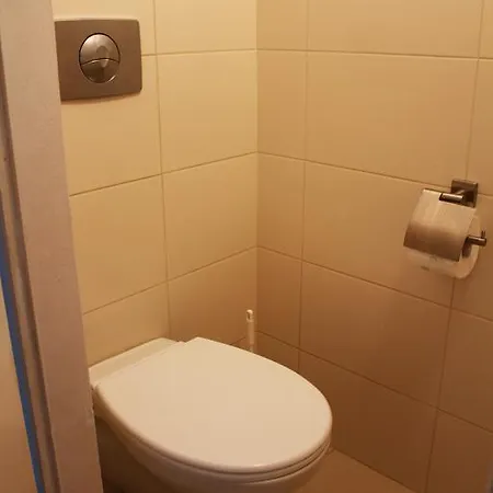 Privatunterkunft Nadmorska 8 *