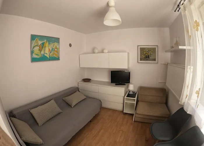 Nadmorska 8 格但斯克