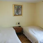 Nadmorska 8 *